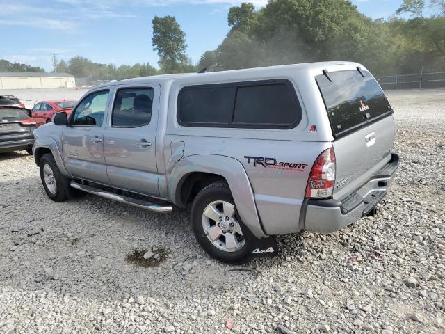  TOYOTA TACOMA 2015 Сріблястий