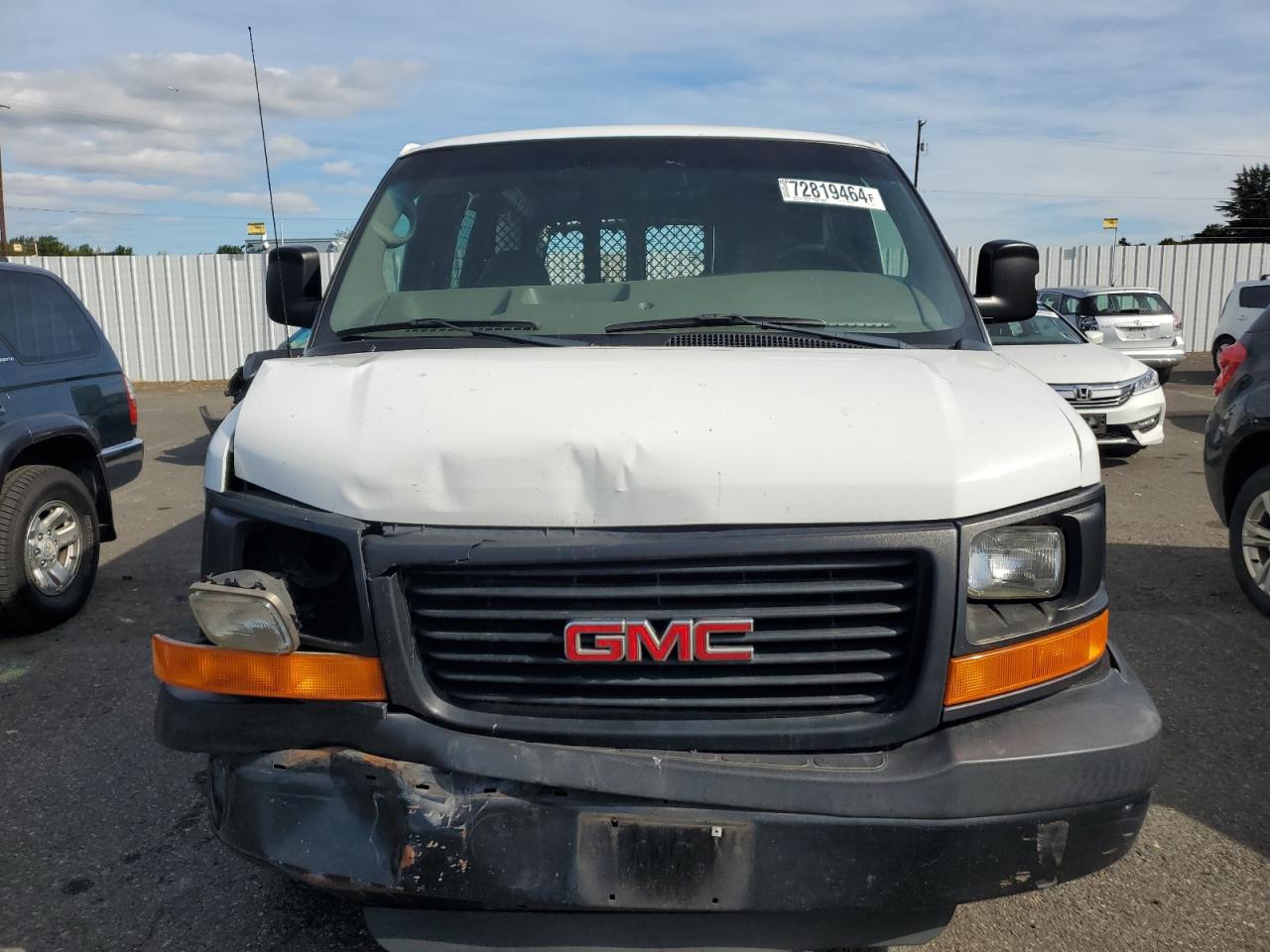 2009 GMC Savana - Image 5