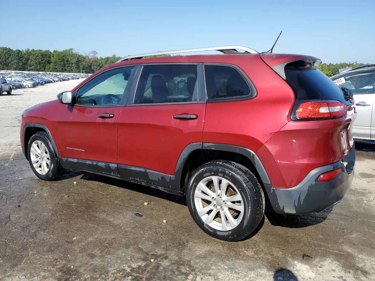 2015 Jeep Cherokee Sport VIN: 1C4PJLAB8FW657888 Lot: 71588924