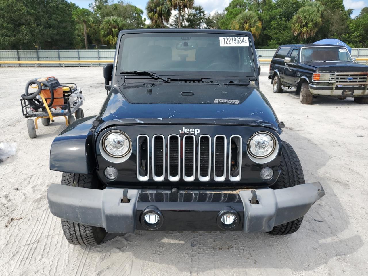 2018 Jeep Wrangler Sahara VIN: 1C4AJWBGXJL844612 Lot: 72219634