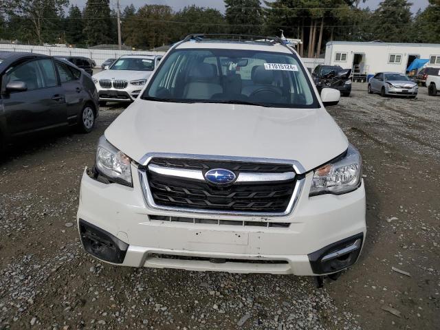 Паркетники SUBARU FORESTER 2017 Білий