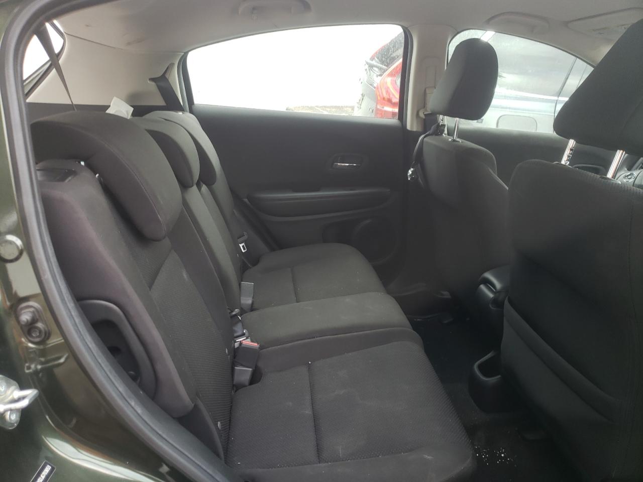 3CZRU6H32JG703653 2018 Honda Hr-V Lx