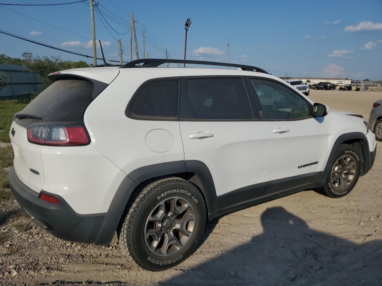 2020 Jeep Cherokee Latitude VIN: 1C4PJMCX9LD578137 Lot: 71762364