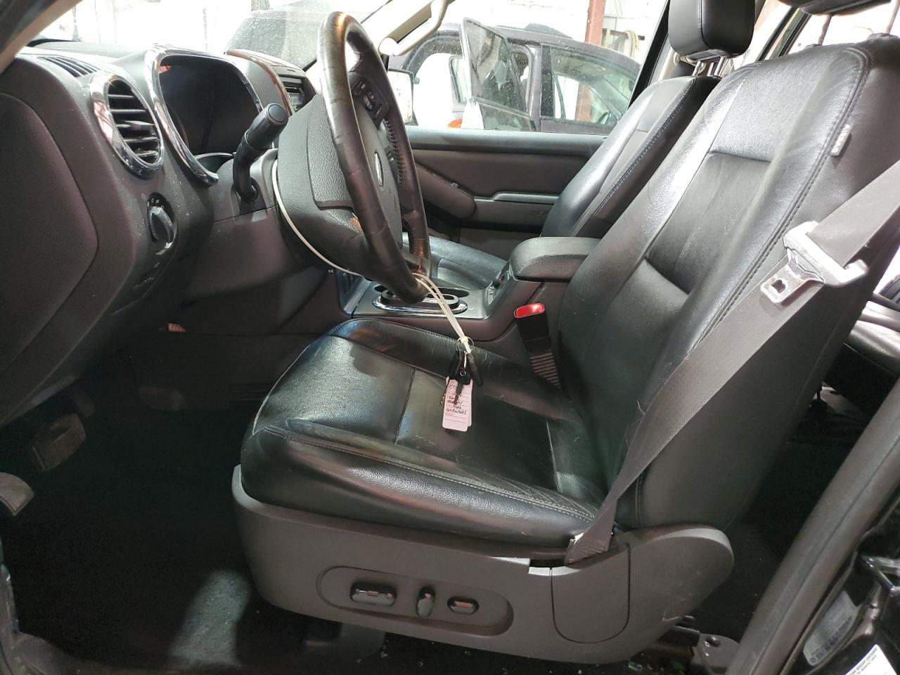2006 Ford Explorer - Image 7