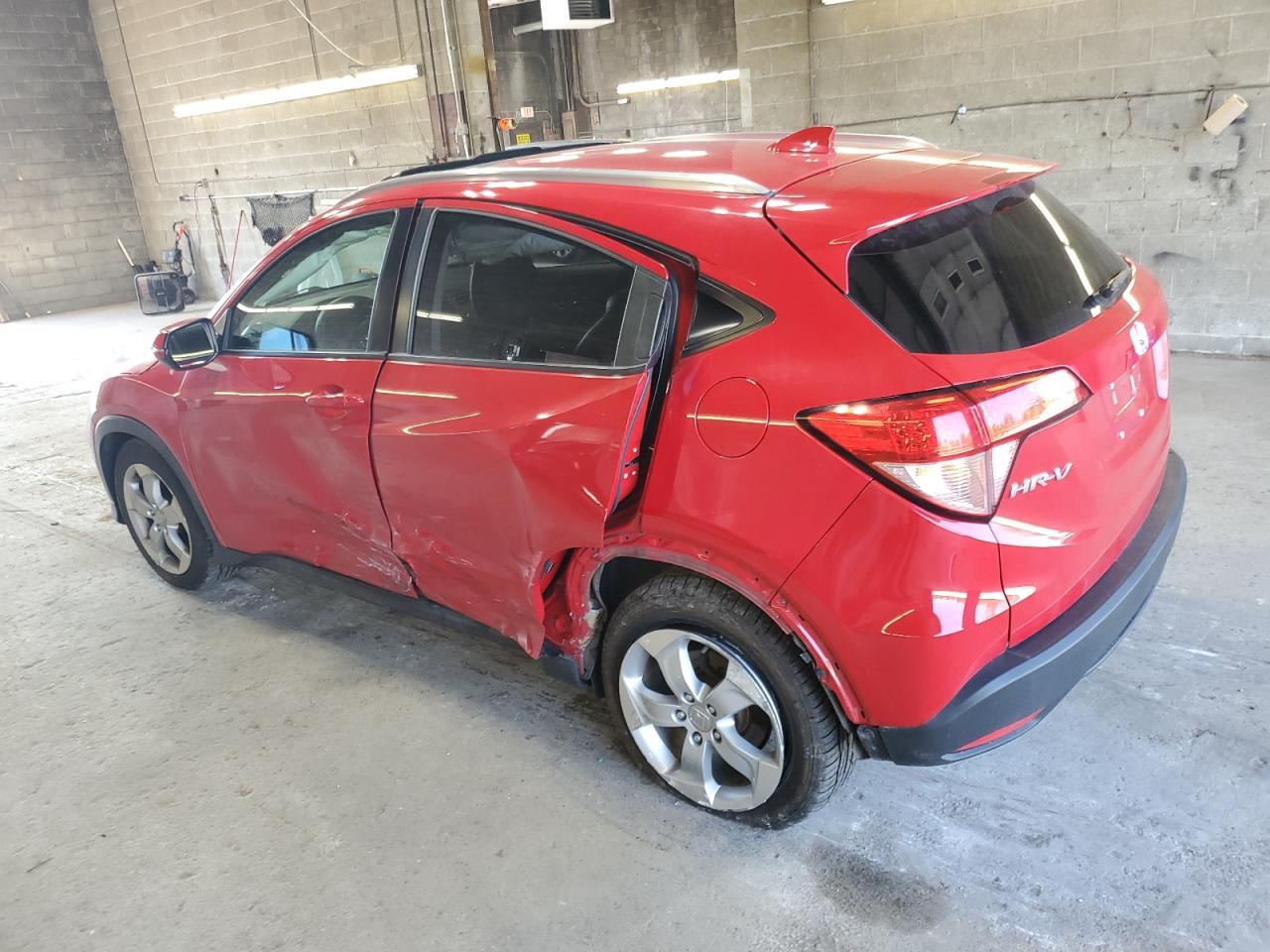 3CZRU6H70GM714406 2016 HONDA HR-V - Image 2