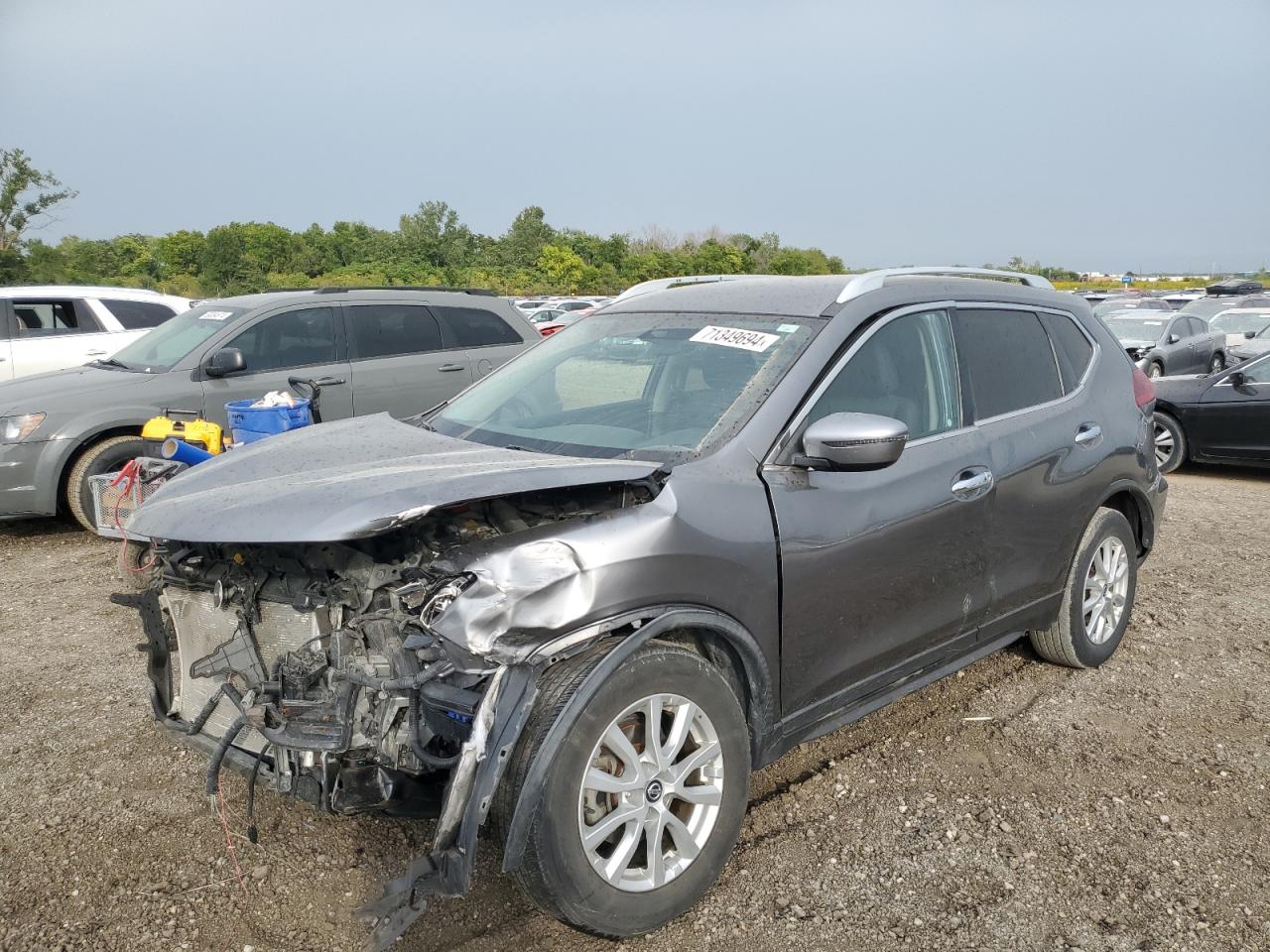 KNMAT2MT8JP545982 2018 NISSAN ROGUE - Image 1