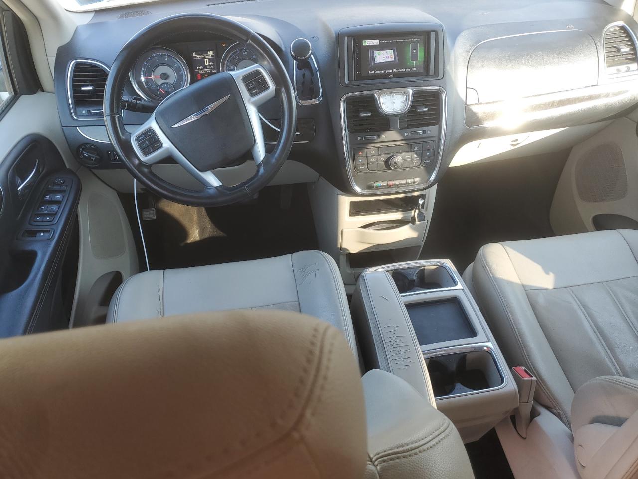 2013 Chrysler Town & Country Touring VIN: 2C4RC1BG4DR547749 Lot: 71734574