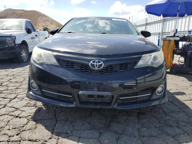 Седани TOYOTA CAMRY 2014 Чорний