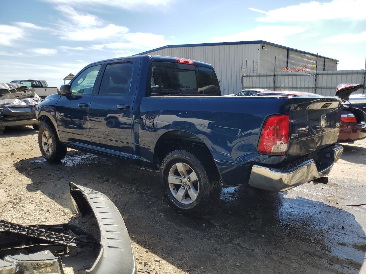 2019 Ram 1500 Classic Slt VIN: 3C6RR7LT2KG686818 Lot: 70010544