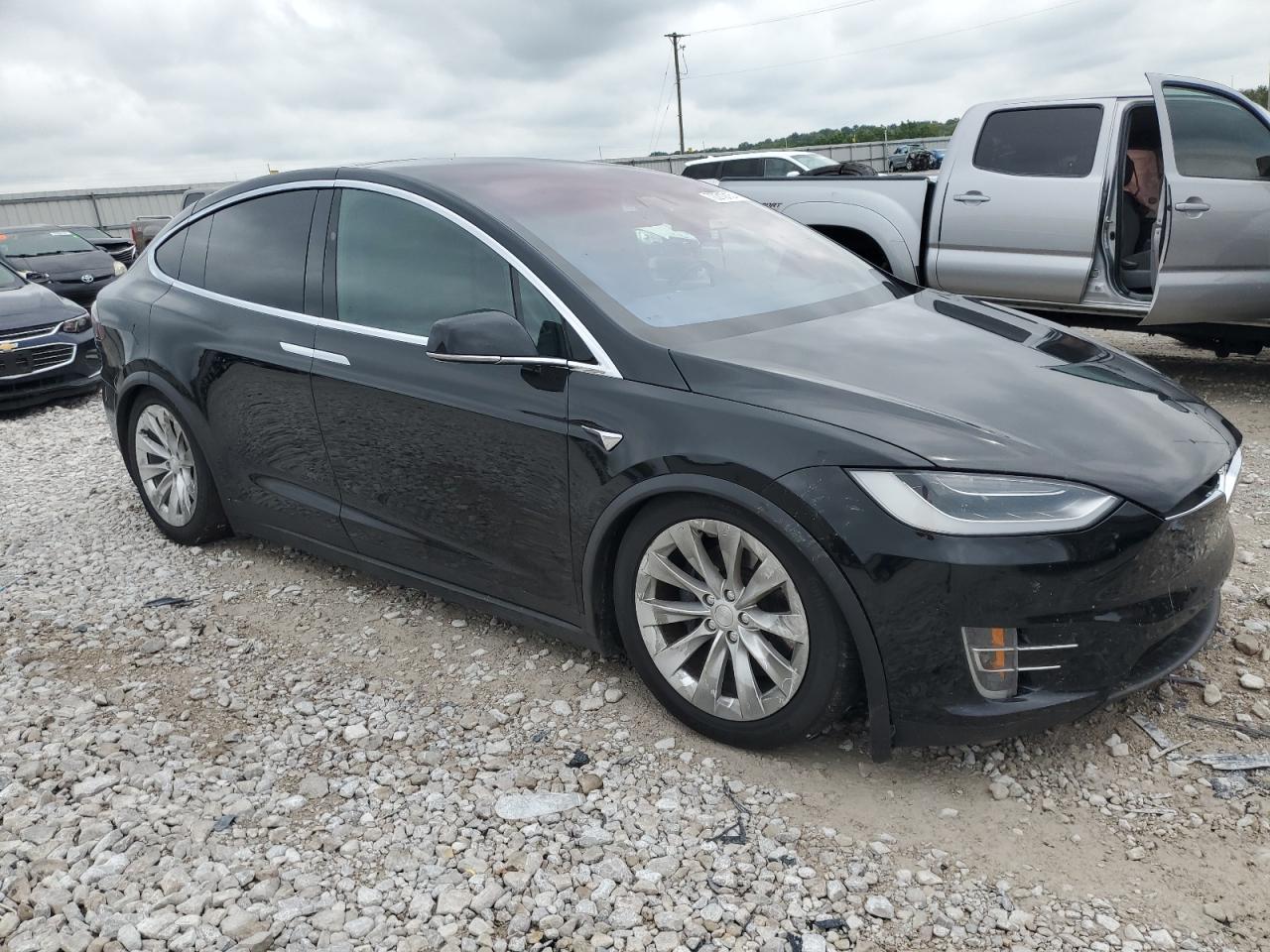 5YJXCAE25HF052260 2017 Tesla Model X