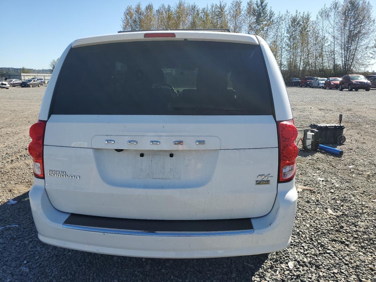 2016 Dodge Grand Caravan R/T VIN: 2C4RDGEG0GR242572 Lot: 73059424