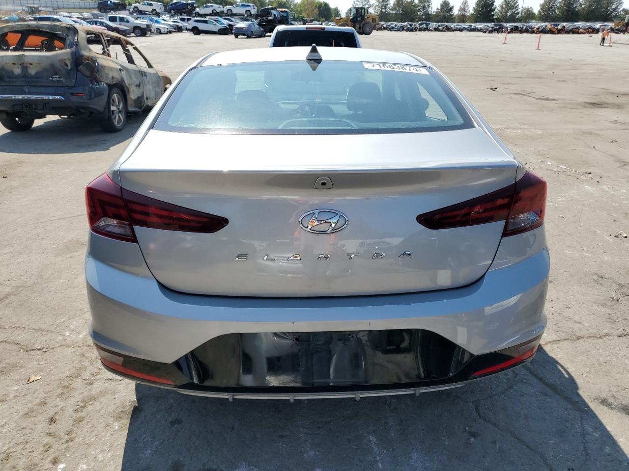 2020 Hyundai Elantra Sel VIN: 5NPD84LF4LH571242 Lot: 71663874