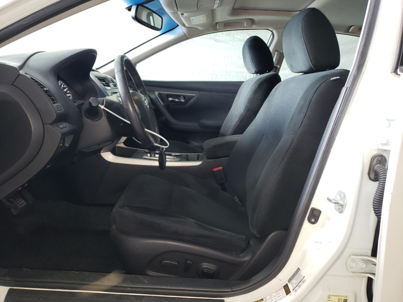 2015 Nissan Altima - Image 7