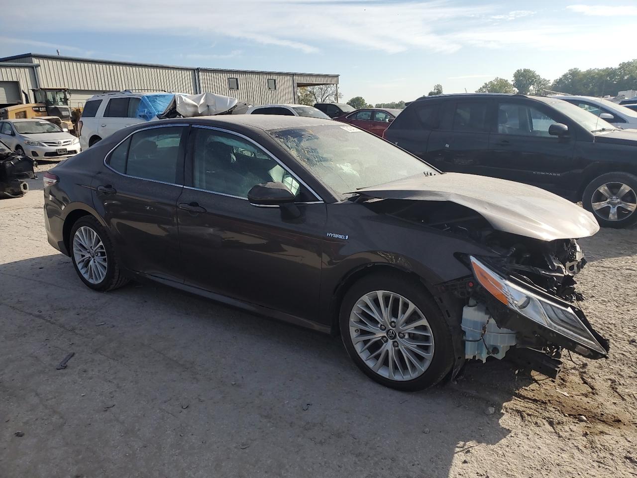 VIN 4T1B21HK7JU502816 2018 TOYOTA CAMRY no.4