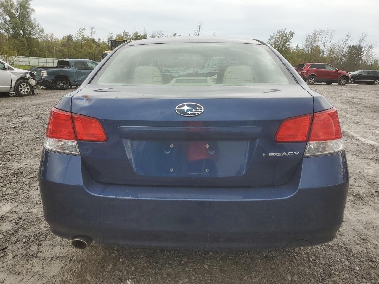 4S3BMBG61B3227895 2011 Subaru Legacy 2.5I Premium