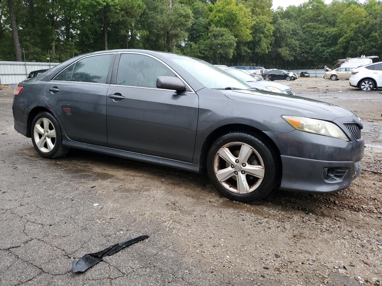 2010 Toyota Camry - Image 4
