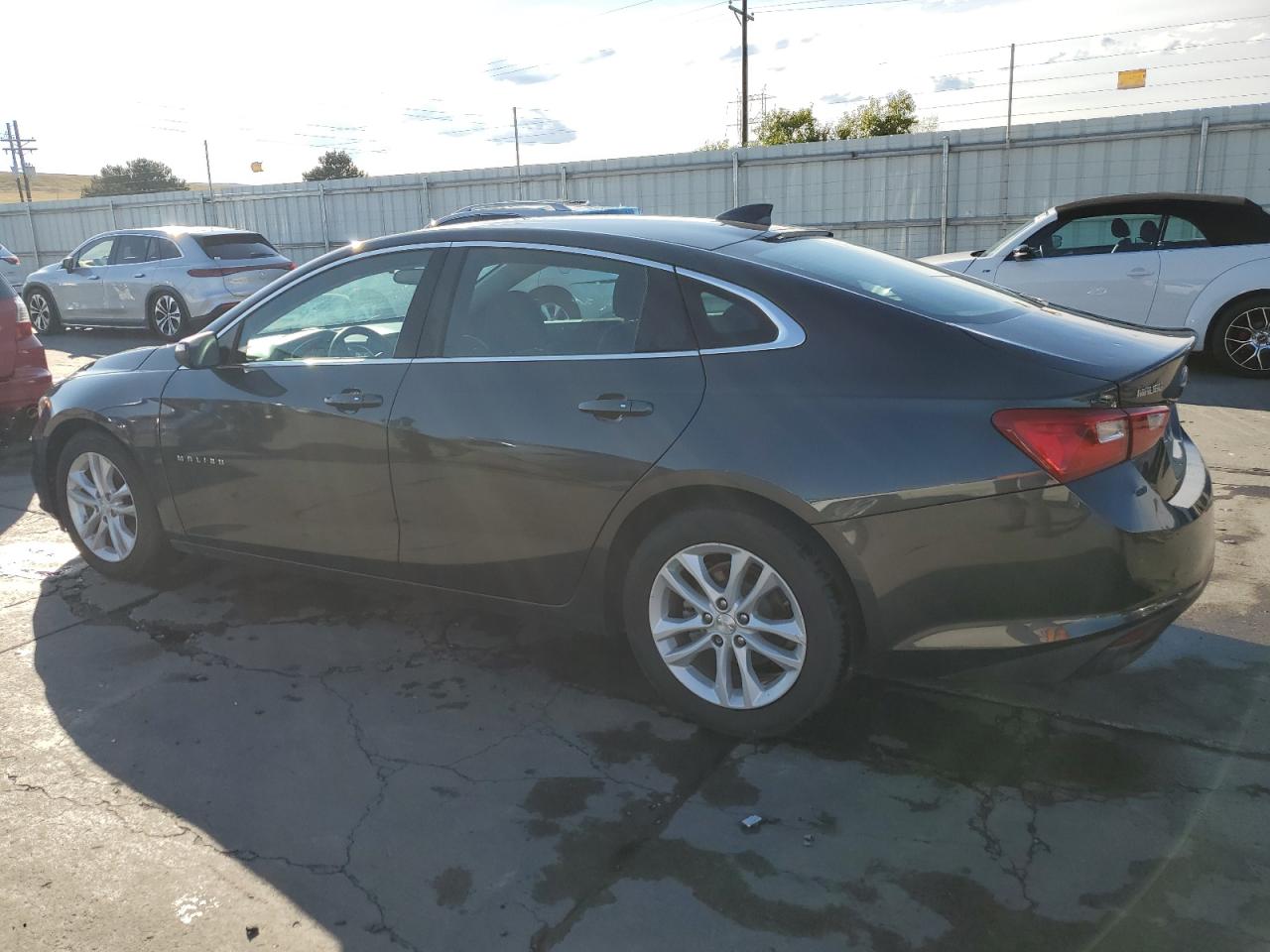 2018 Chevrolet Malibu - Image 2