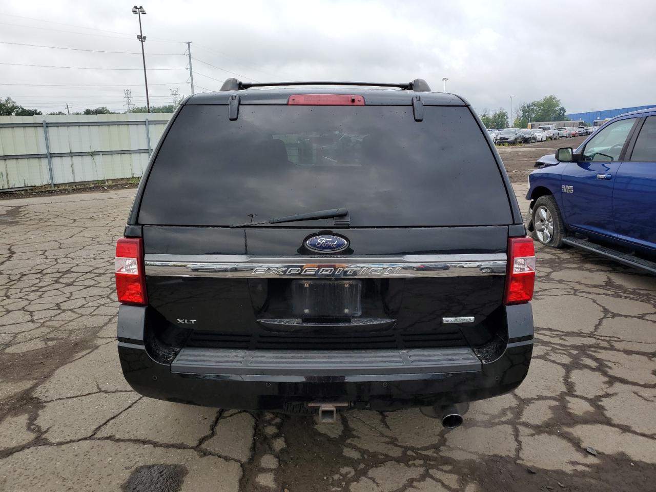 1FMJU1JT7HEA59581 2017 Ford Expedition Xlt