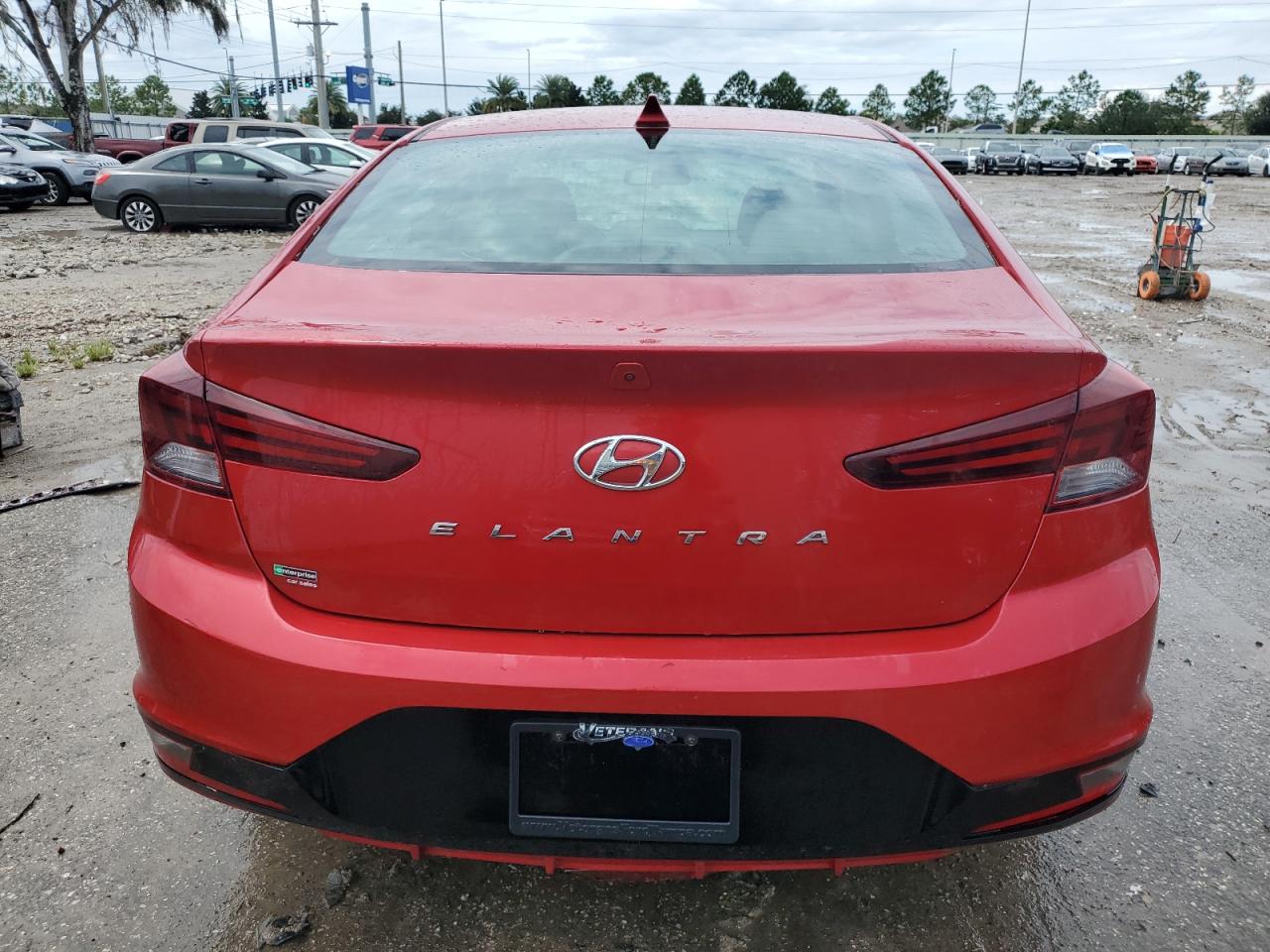 2020 Hyundai Elantra - Image 6