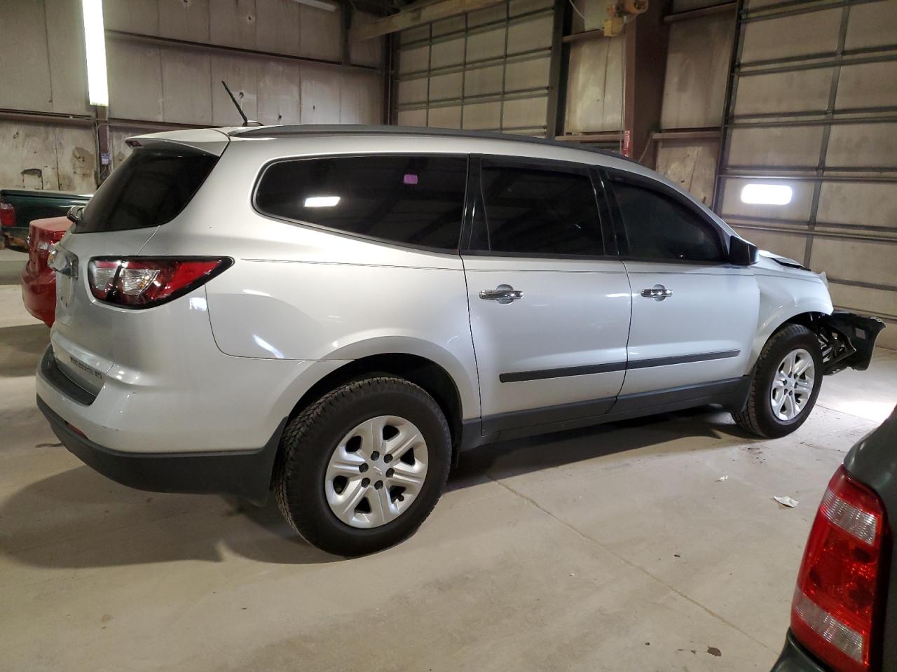 VIN 1GNKRFED1EJ306663 2014 CHEVROLET TRAVERSE no.3