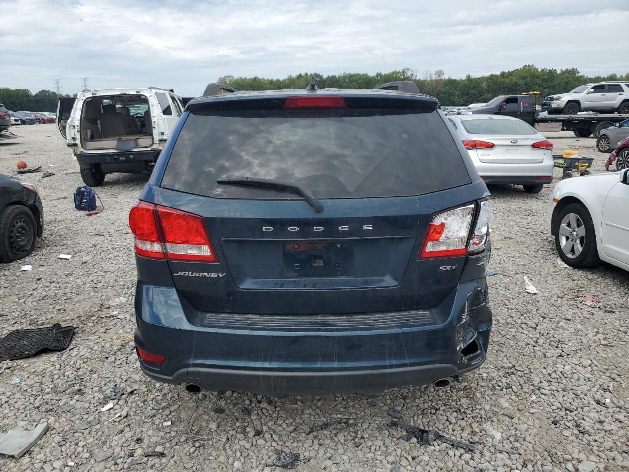 2015 Dodge Journey Sxt VIN: 3C4PDCBG8FT552811 Lot: 70195864