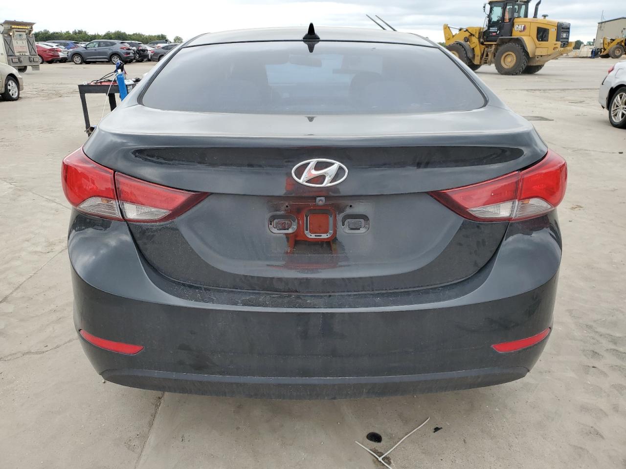 2016 Hyundai Elantra Se VIN: 5NPDH4AE9GH674558 Lot: 71451384