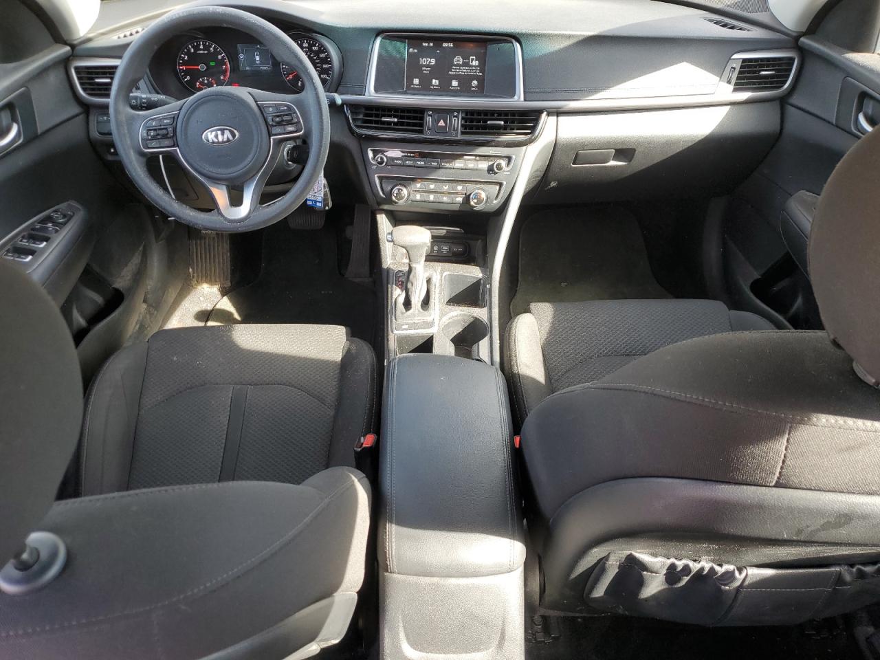 5XXGT4L32JG187275 2018 Kia Optima Lx