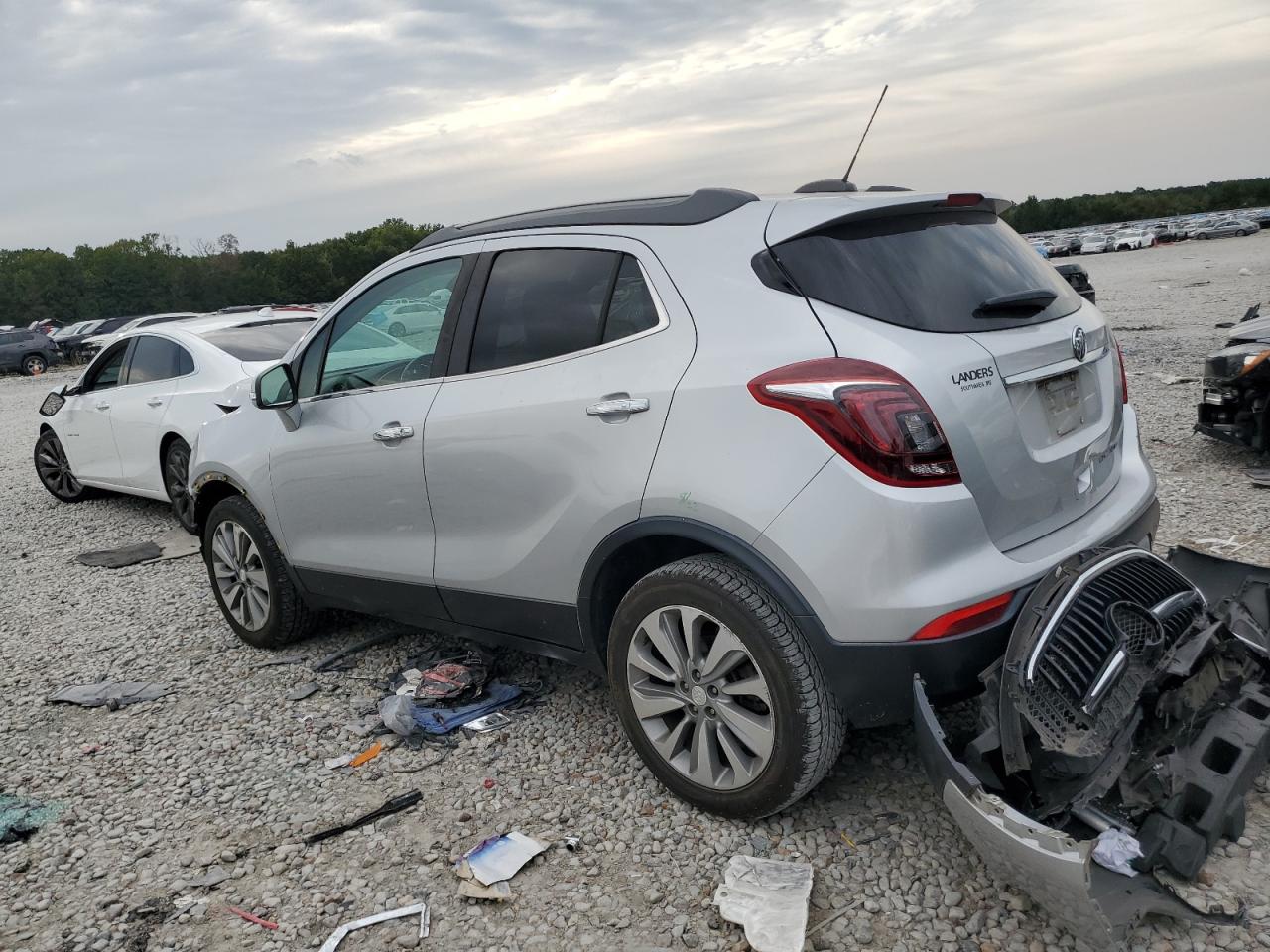 KL4CJASB1KB708550 2019 BUICK ENCORE - Image 2