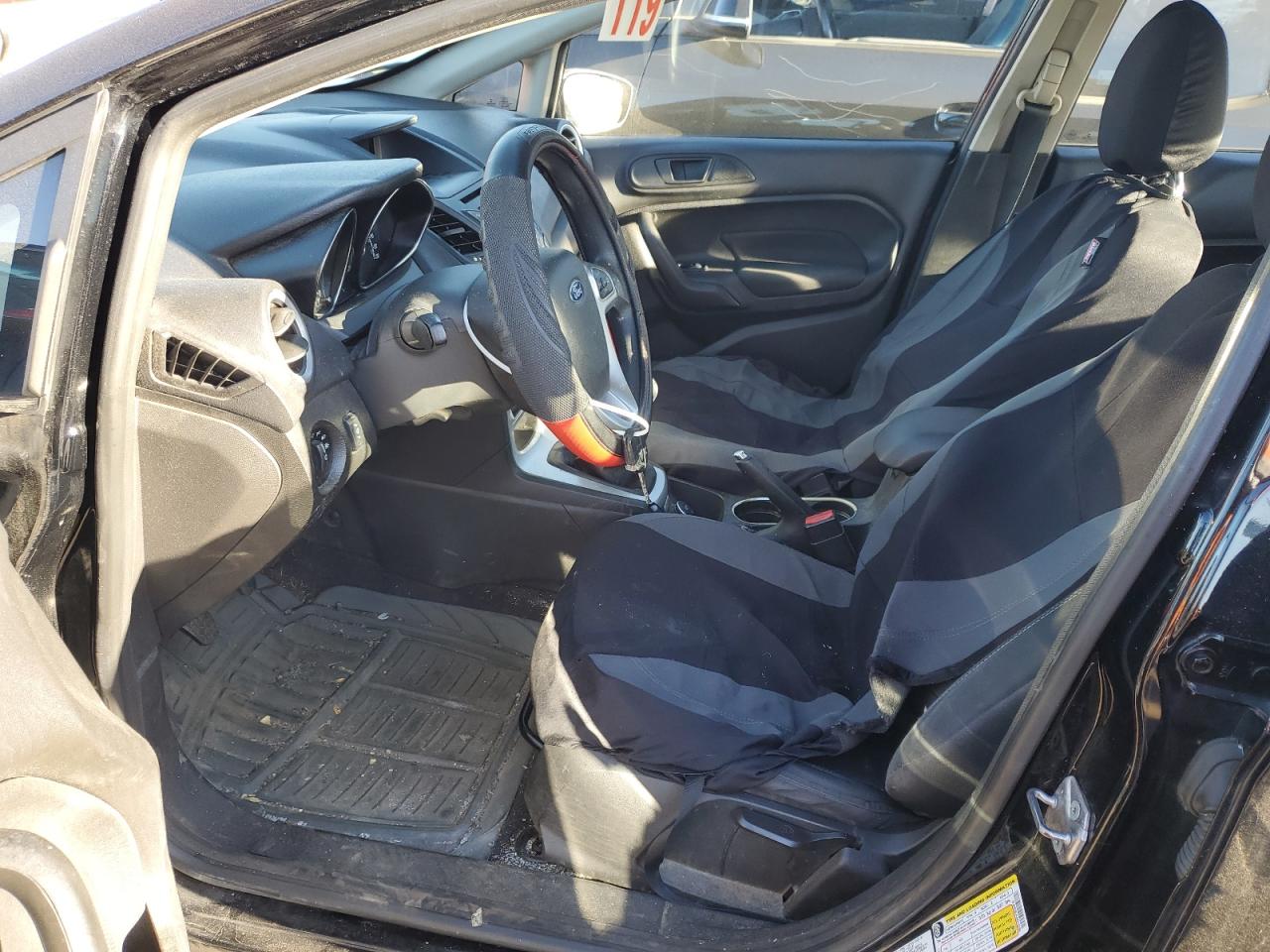 3FADP4BJ4JM115294 2018 Ford Fiesta Se