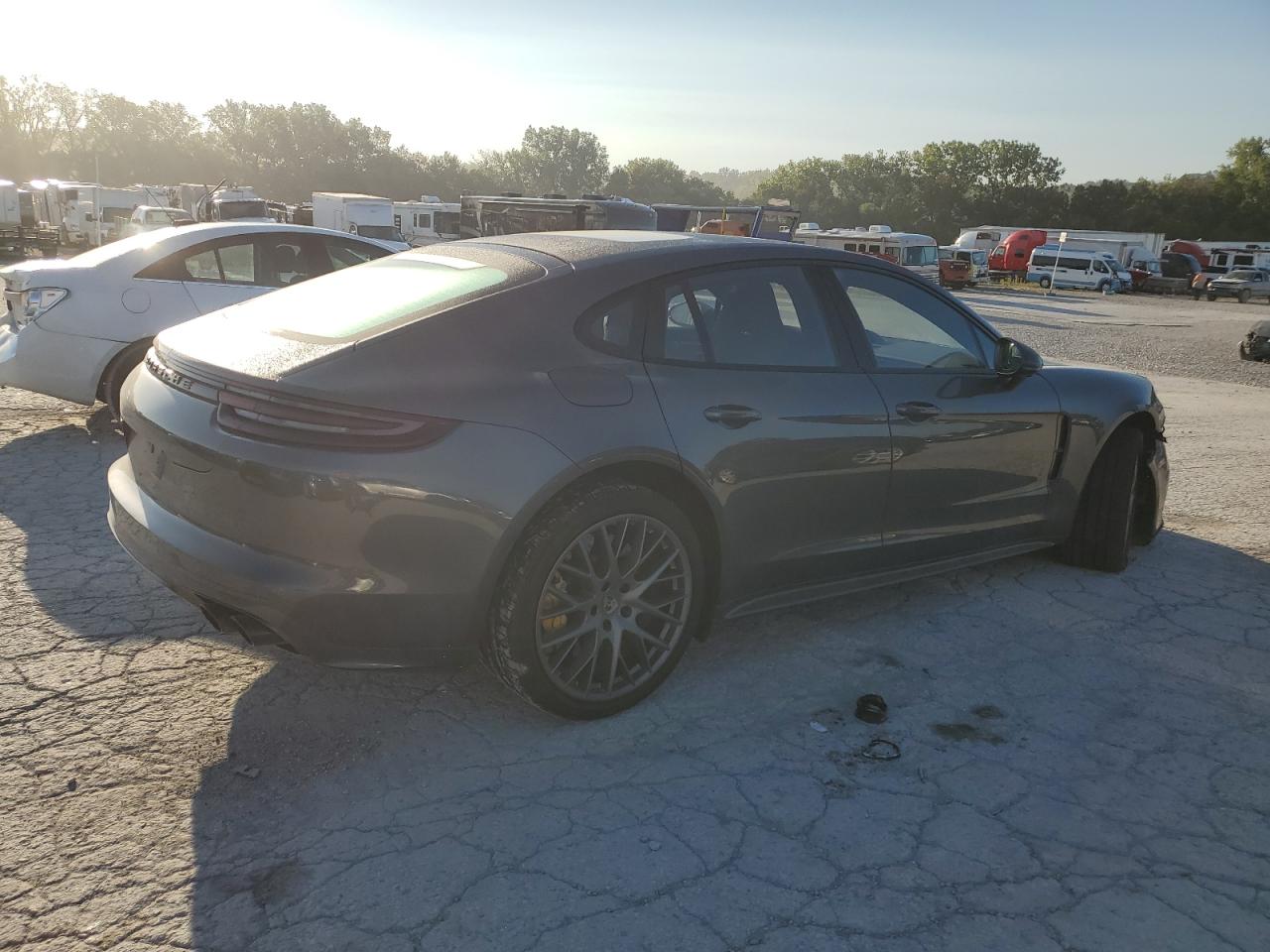 VIN WP0AF2A70HL151831 2017 PORSCHE PANAMERA no.3