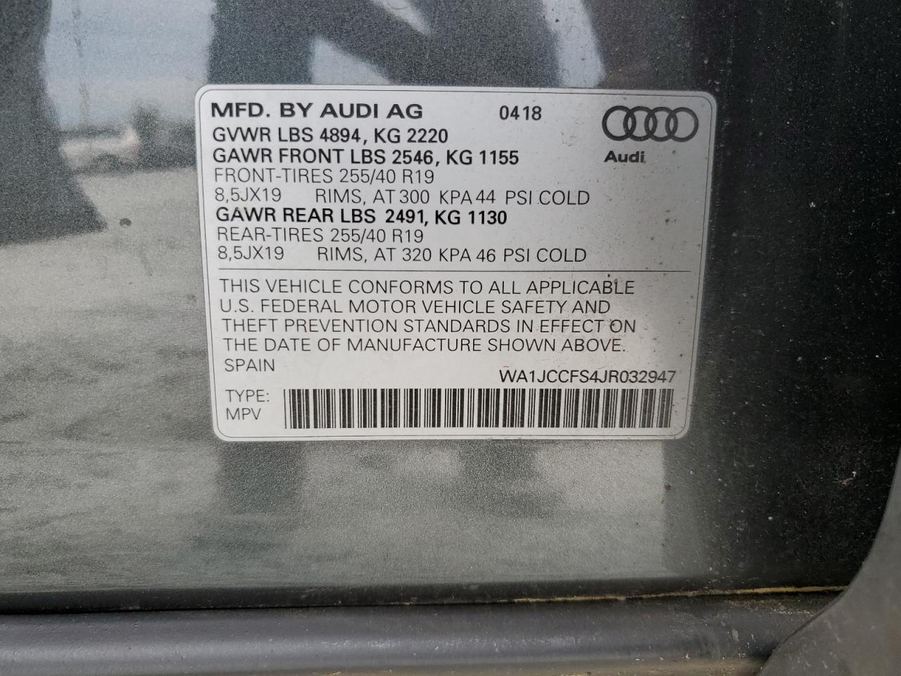 WA1JCCFS4JR032947 2018 Audi Q3 Premium Plus