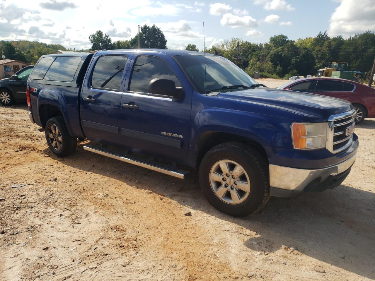 VIN 3GTP2VE79DG212277 2013 GMC SIERRA no.4