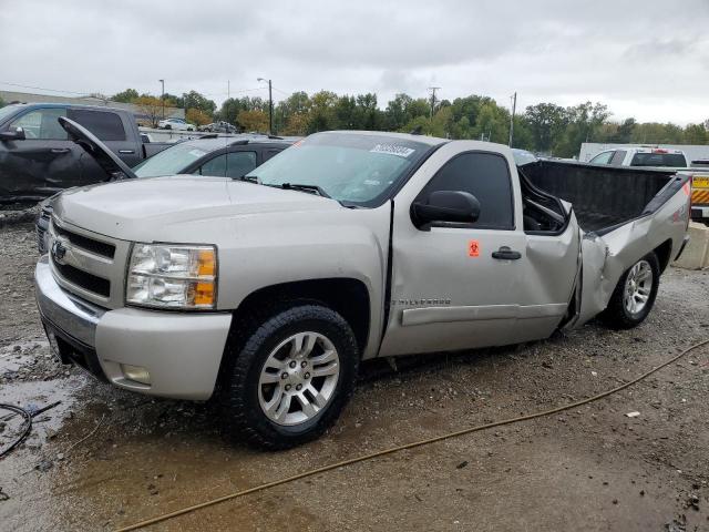 2008 Chevrolet Silverado K1500 for Sale in Louisville, KY - Top/Roof