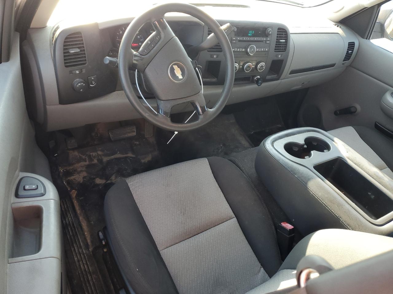 2007 Chevrolet Silverado C1500 VIN: 2GCEC19C271596517 Lot: 69885734