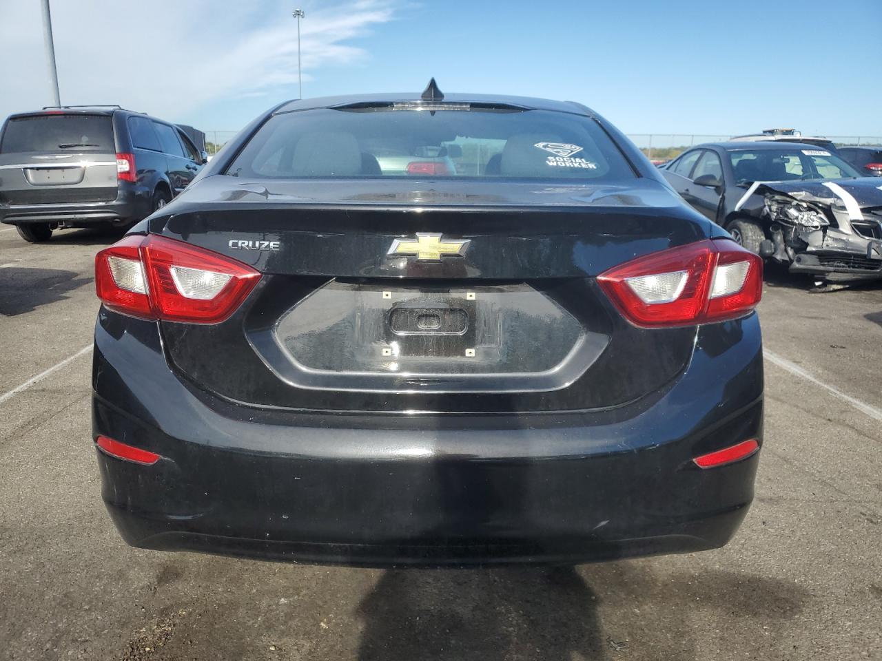 2018 Chevrolet Cruze Ls VIN: 1G1BC5SM9J7241988 Lot: 69595124