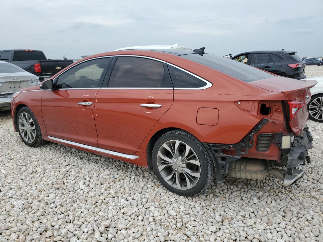 5NPE34AB3FH176671 2015 HYUNDAI SONATA - Image 2