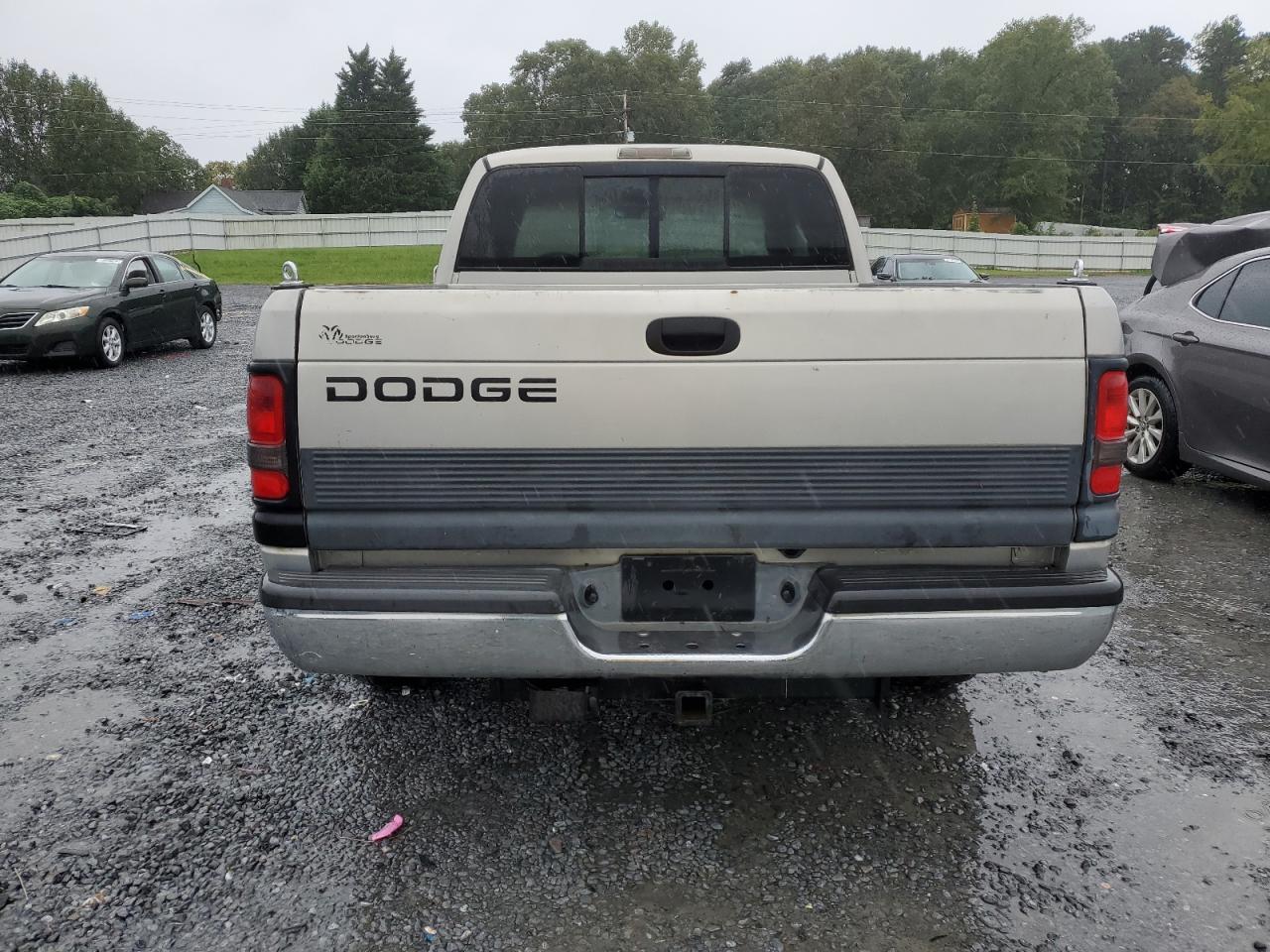 1B7HC13Z4YJ109559 2000 Dodge Ram 1500