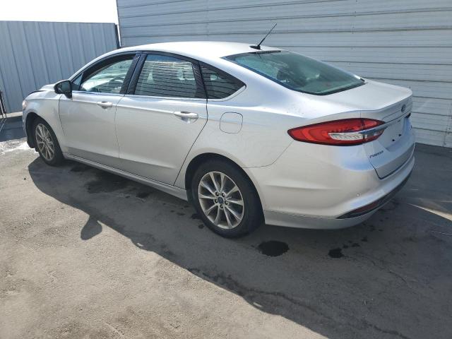  FORD FUSION 2017 Серебристый