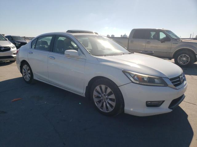 Sedans HONDA ACCORD 2013 Biały