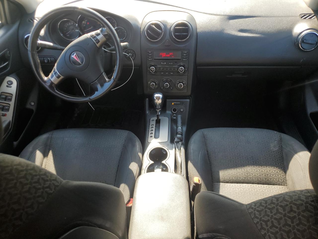 2009 Pontiac G6 - Image 8