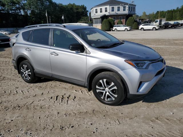  TOYOTA RAV4 2018 Srebrny