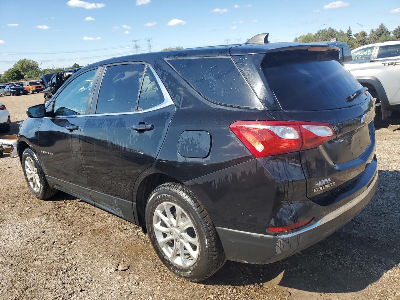 VIN 2GNAXUEV5M6138682 2021 CHEVROLET EQUINOX no.2