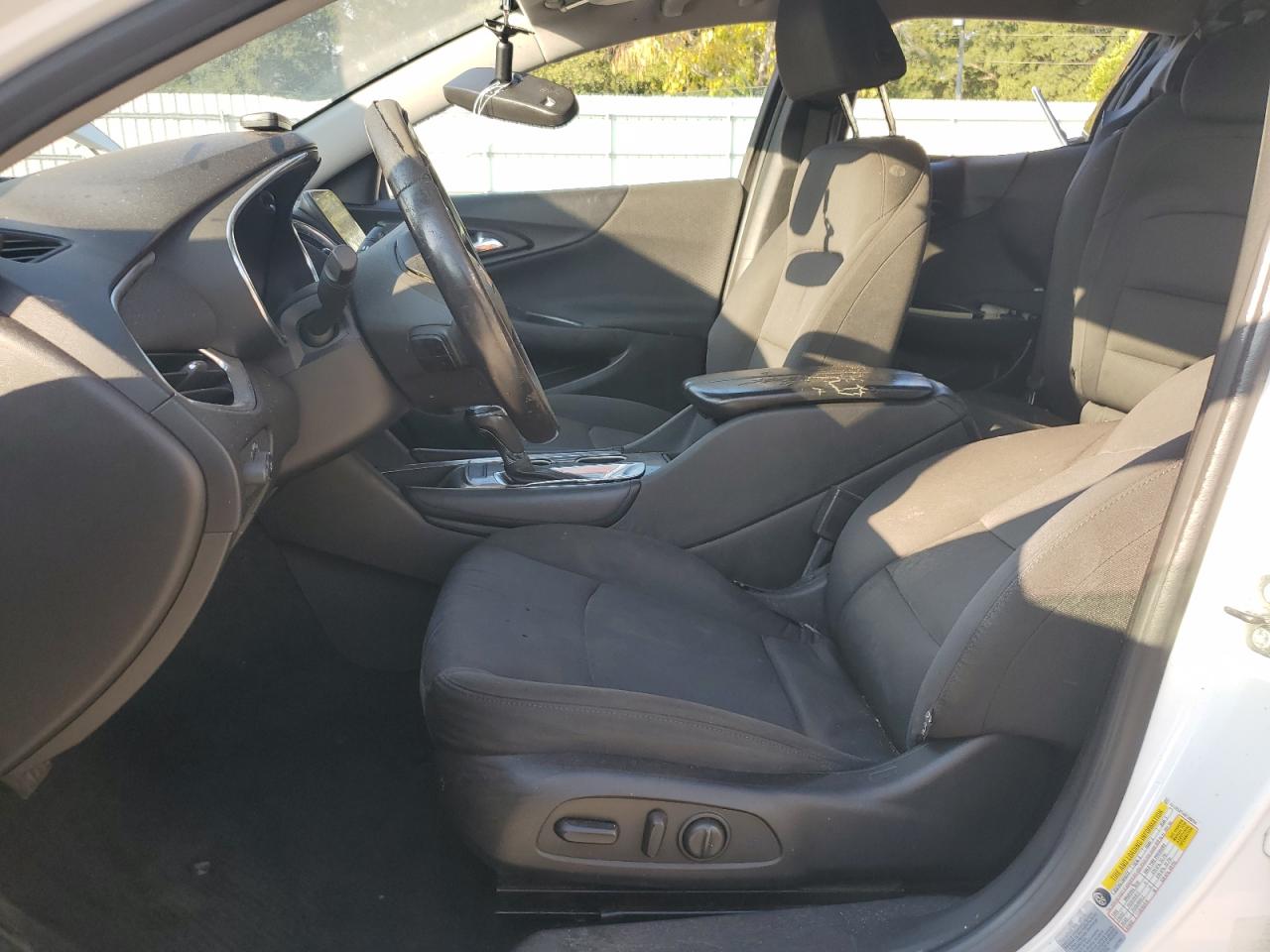 1G1ZE5ST4GF288294 CHEVROLET MALIBU 2016