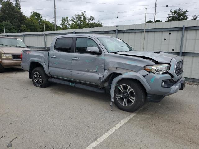  TOYOTA TACOMA 2018 Szary