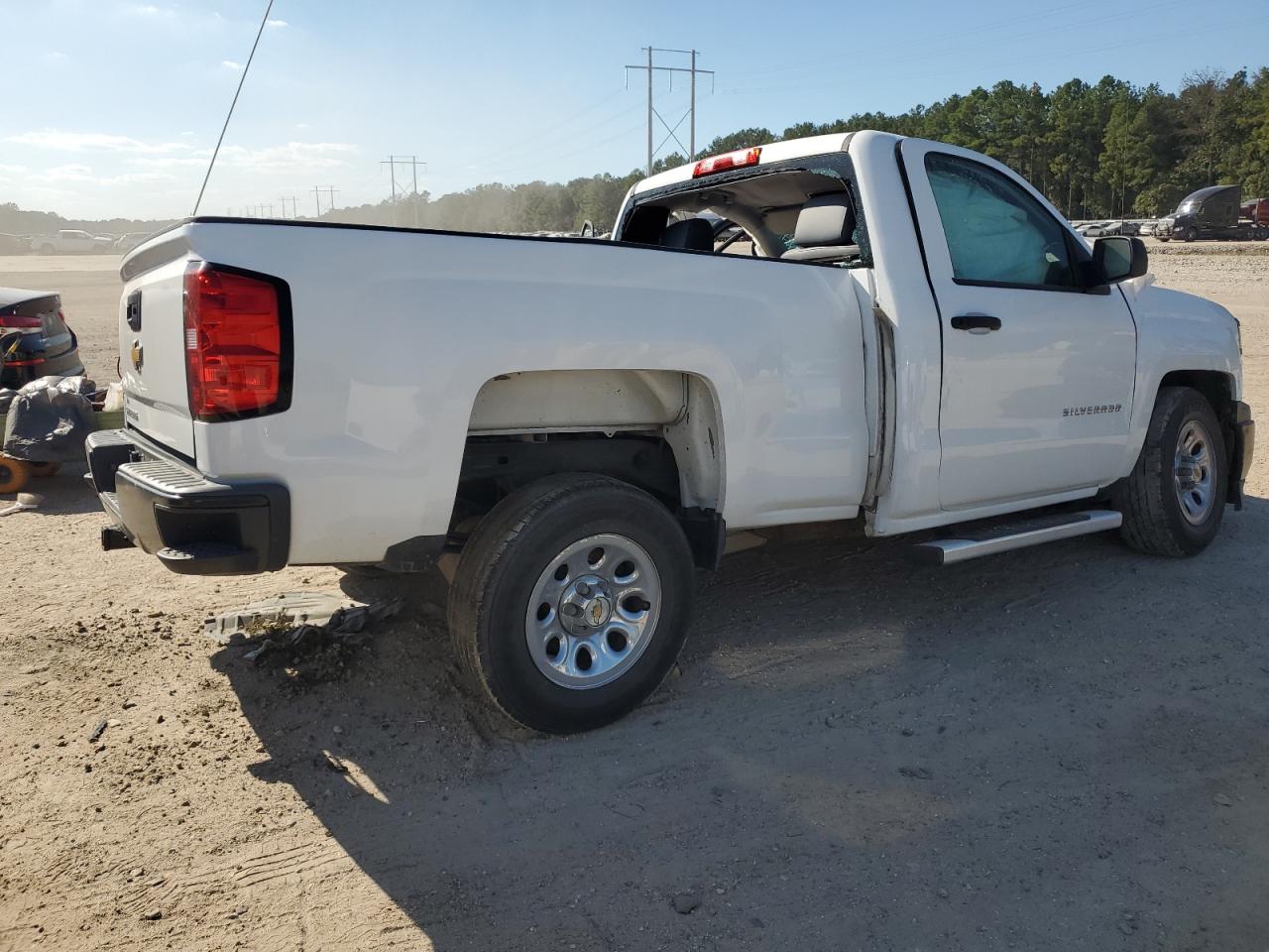 2014 Chevrolet Silverado - Image 3