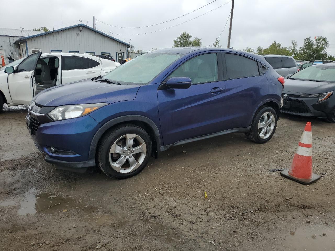 3CZRU5H5XGM716933 2016 HONDA HR-V - Image 1