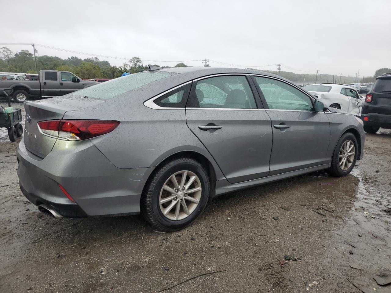 5NPE24AF8JH678946 2018 Hyundai Sonata Se