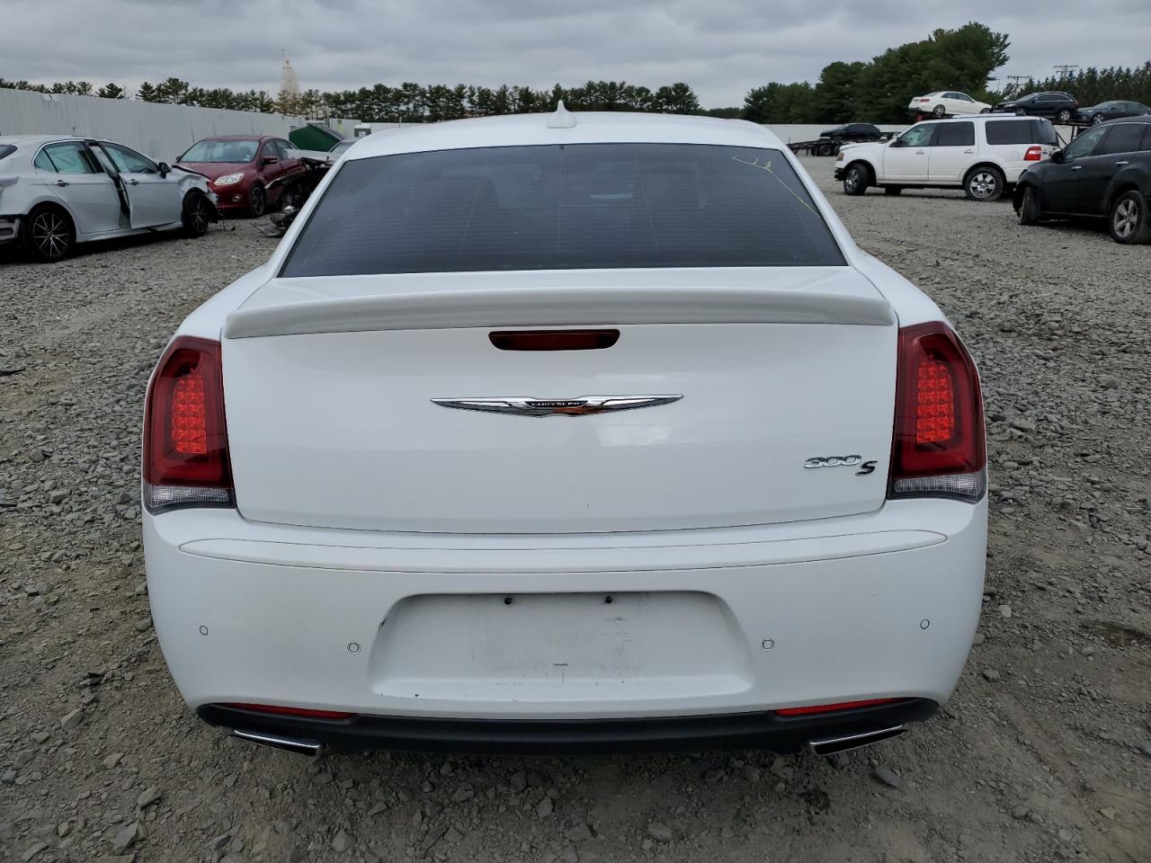 2018 Chrysler 300 S VIN: 2C3CCABG6JH261736 Lot: 71989694