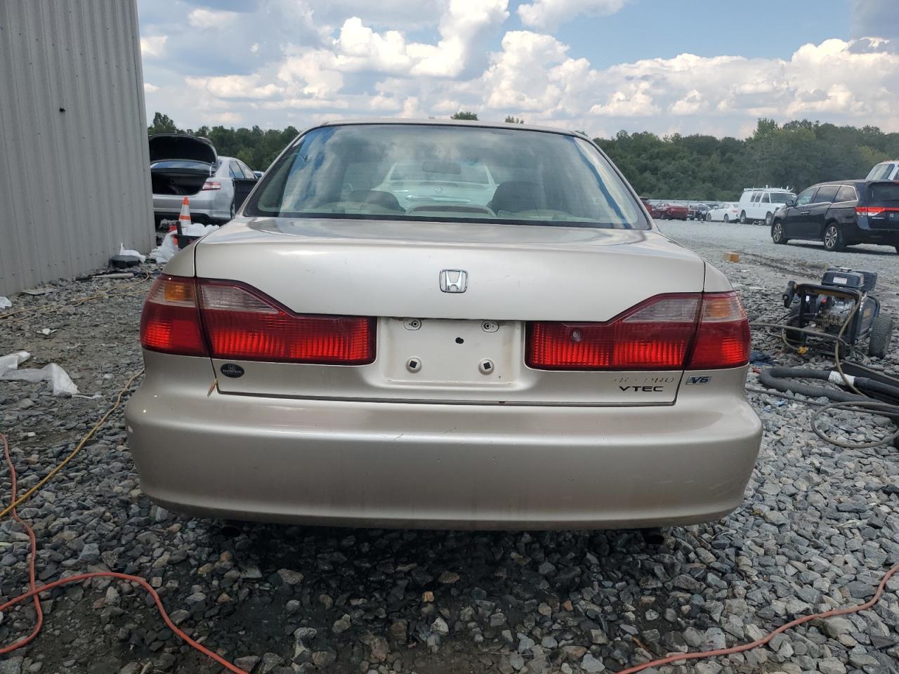 2000 Honda Accord Ex VIN: 1HGCG165XYA047304 Lot: 71803294