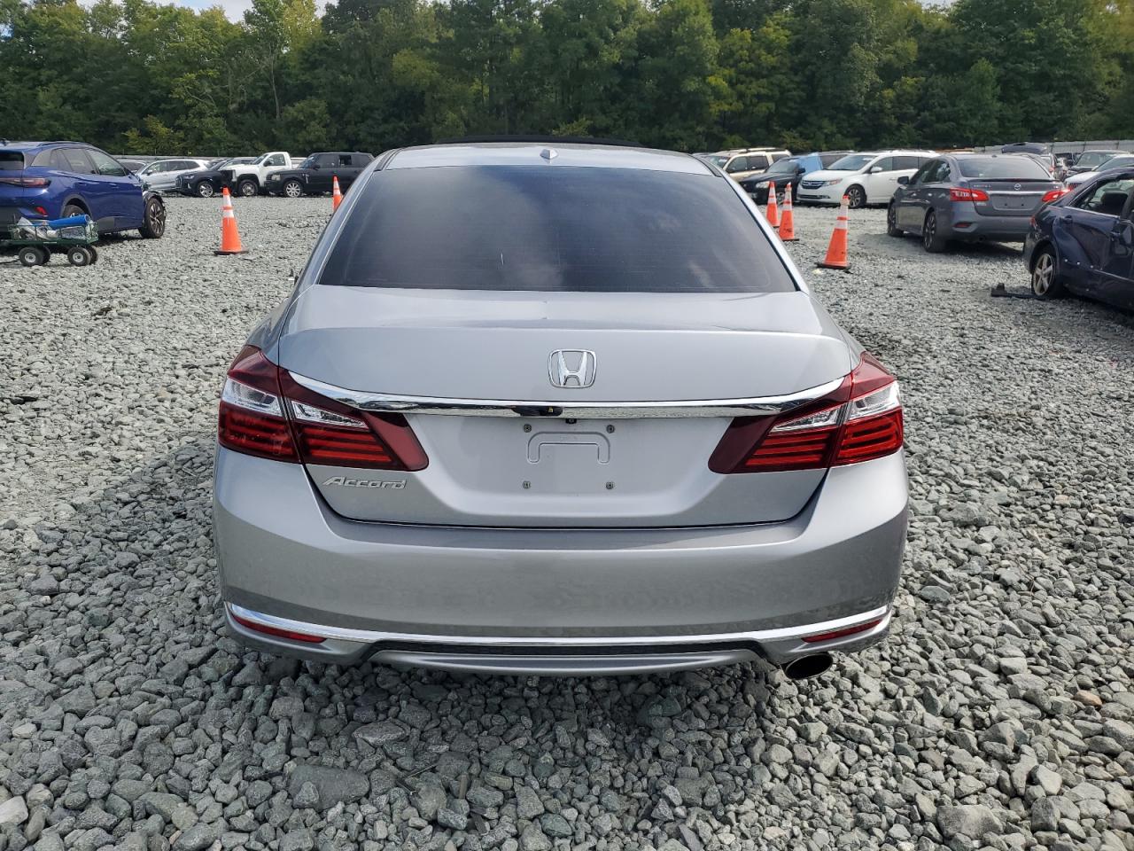 1HGCR2F85HA099940 2017 Honda Accord Exl